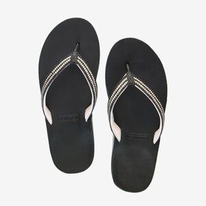Hari Mari Field Puebla leather flip flops